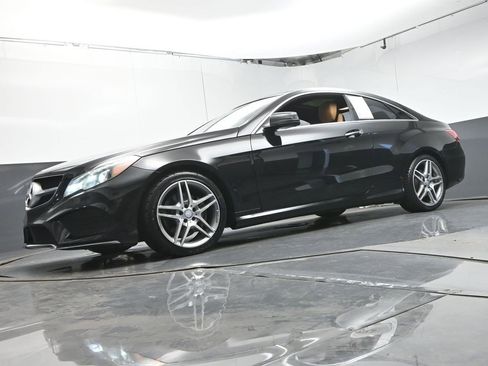 Used 2016 Mercedes-Benz E 400 Coupe image 30
