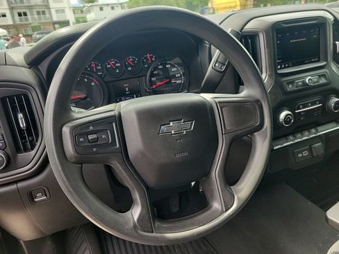Used 2021 Chevrolet Silverado 1500 Custom Trail Boss AWD/4WD image 22