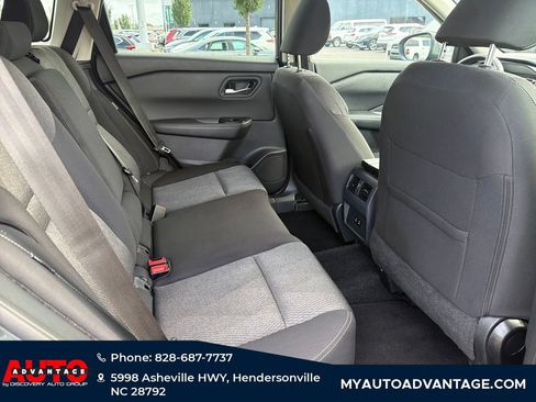 Used 2025 Nissan Rogue SV AWD/4WD image 35