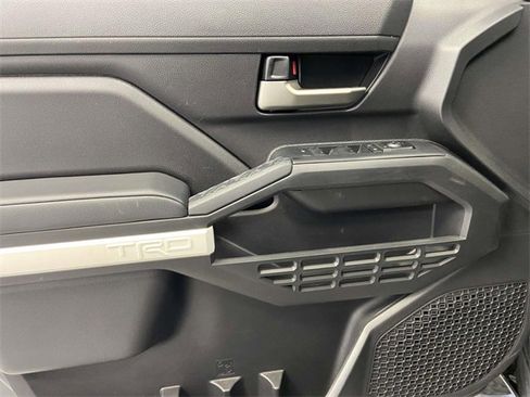 Used 2024 Toyota Tacoma TRD Sport image 20