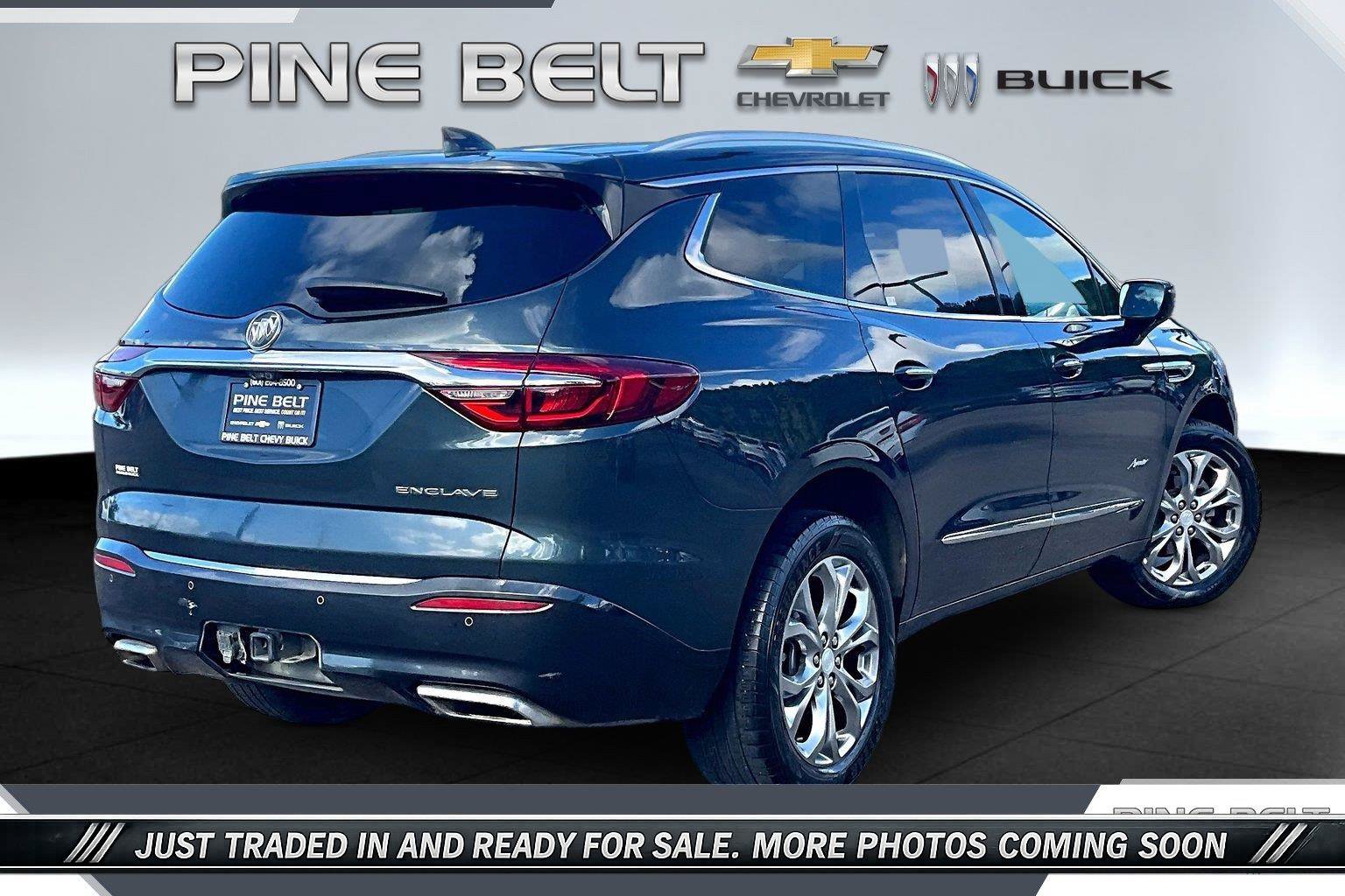 Used 2019 Buick Enclave Avenir w/ Avenir Technology Package FWD image 11