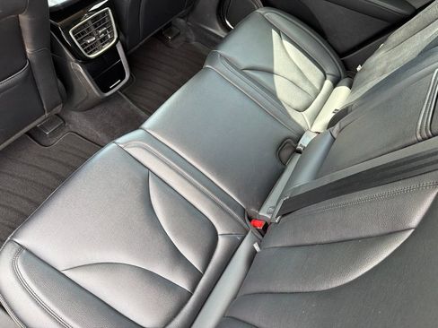Used 2022 Lincoln Nautilus AWD w/ Premium Package image 14