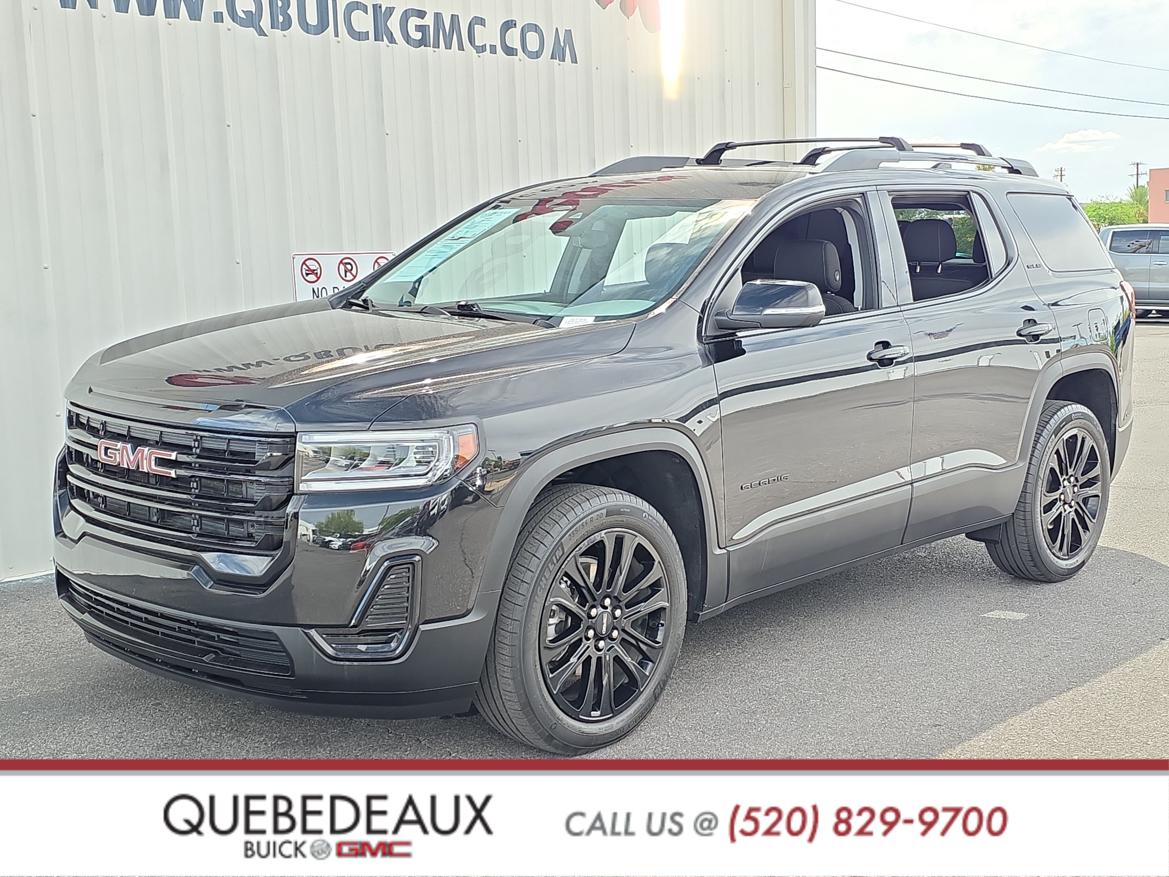 Used 2023 GMC Acadia SLE w/ Elevation Edition FWD image 3