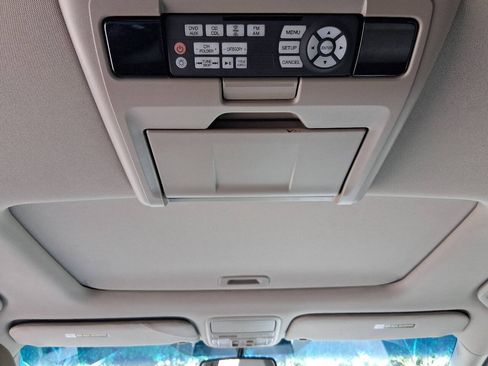 Used 2011 Honda Odyssey EX-L image 25
