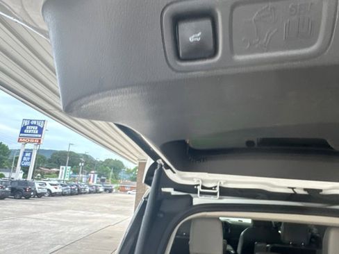 Used 2021 Ford Expedition Max Limited AWD/4WD image 31