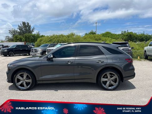 Used 2023 Genesis GV70 2.5T w/ Sport Prestige Package AWD/4WD image 4