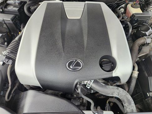 Used 2017 Lexus RC 350 image 33