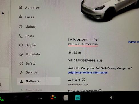 Used 2023 Tesla Model Y Performance image 13