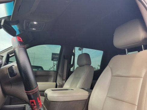 Used 2021 GMC Sierra 1500 SLT w/ SLT Premium Plus Package AWD/4WD image 7