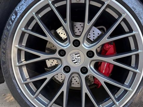 Used 2018 Porsche 911 Carrera S RWD image 28