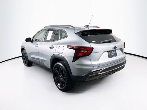 Used 2024 Chevrolet Trax ACTIV w/ Sunroof Package image 5