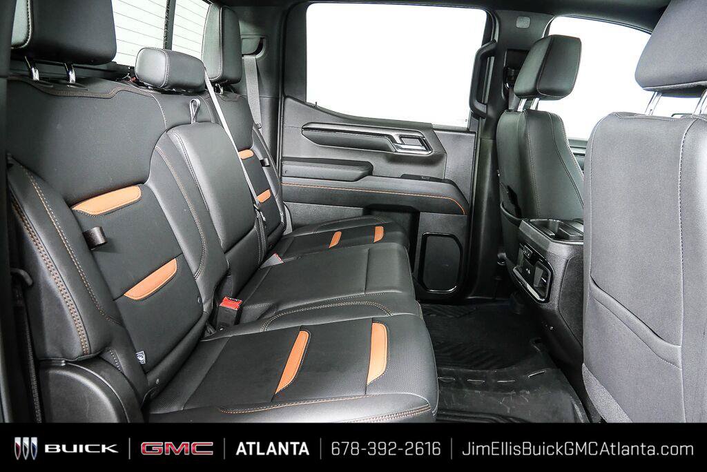 Used 2024 GMC Sierra 1500 AT4 w/ Technology Package AWD/4WD image 23