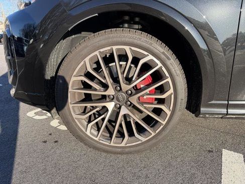 Certified 2025 Audi SQ5 Premium Plus w/ Premium Plus Package image 9
