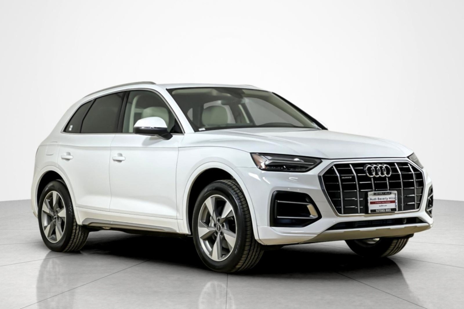 Used 2023 Audi Q5 2.0T Premium AWD/4WD image 7