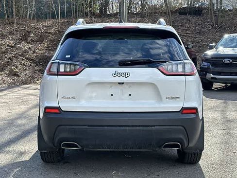 Used 2019 Jeep Cherokee Latitude w/ Popular Appearance Group AWD/4WD image 4