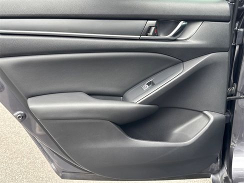 Used 2020 Honda Accord Sport image 21
