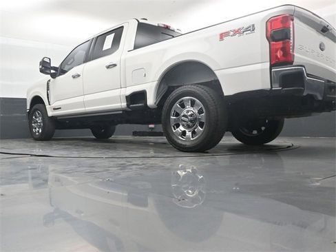 Used 2024 Ford F250 Lariat w/ Lariat Ultimate Package image 41