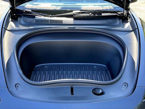 Used 2025 Tesla Model 3 Long Range RWD image 36