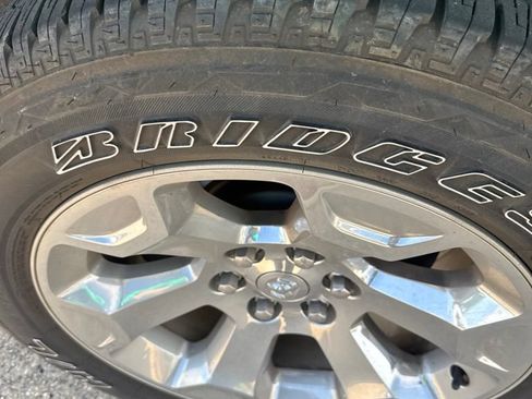 Used 2025 RAM 1500 Big Horn AWD/4WD image 4