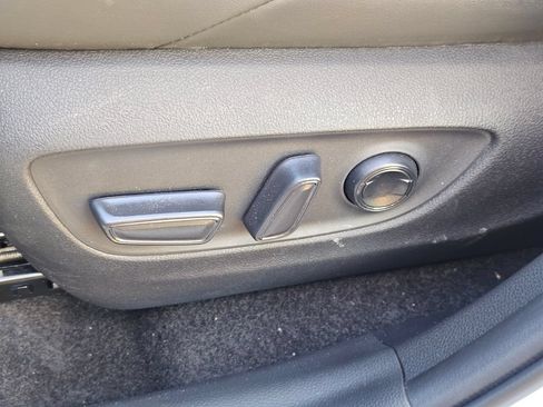 Used 2023 Toyota RAV4 XSE AWD/4WD image 24