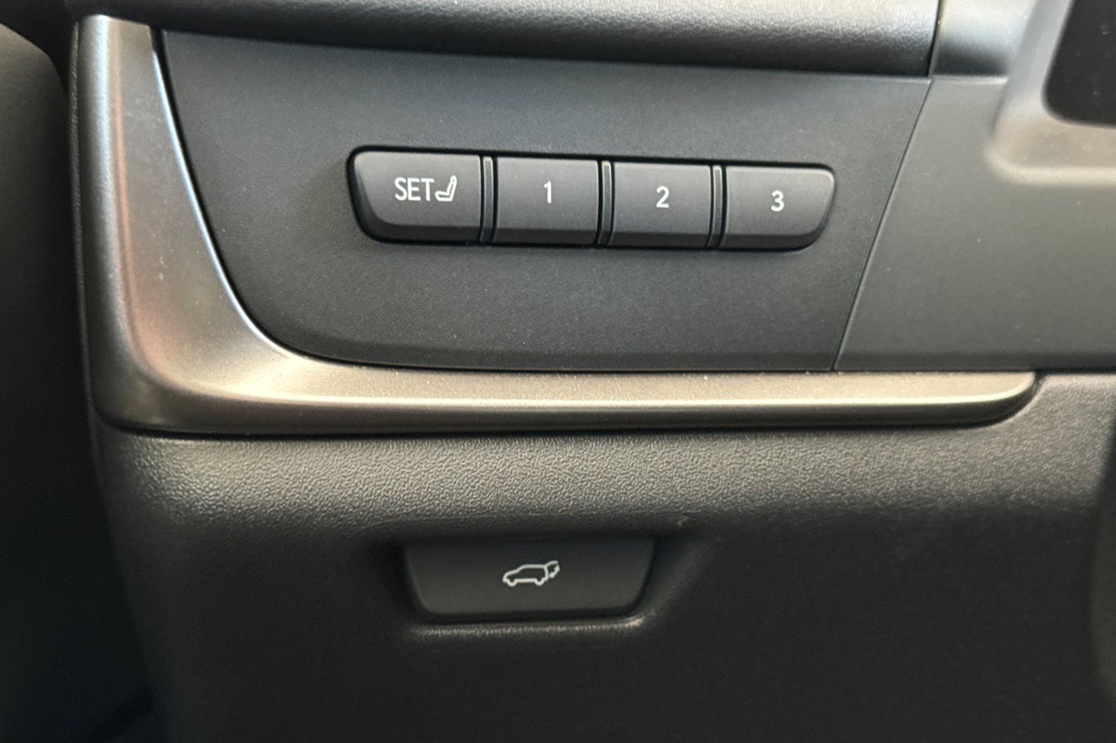 Used 2024 Lexus RZ 300e Premium w/ Technology Package FWD image 37