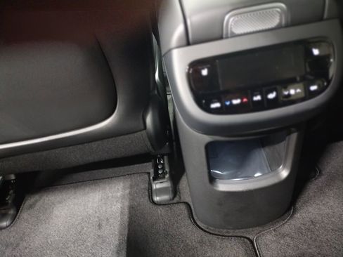 New 2026 Hyundai Ioniq 9 SEL image 39