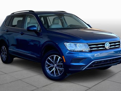 Used 2020 Volkswagen Tiguan SE image 3
