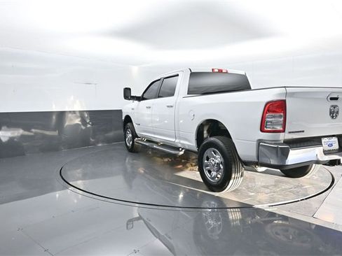 Used 2021 RAM 2500 Big Horn image 5