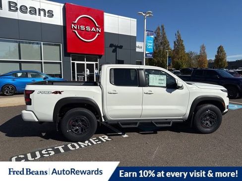 New 2026 Nissan Frontier PRO-4X w/ Pro-4x Convenience Package image 8