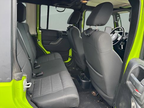 Used 2012 Jeep Wrangler Unlimited Sport image 15