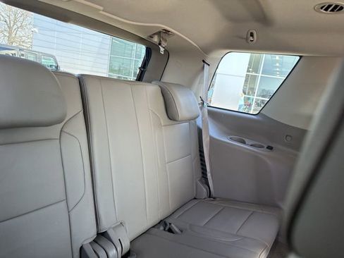 Used 2016 Chevrolet Tahoe LT w/ Luxury Package image 13