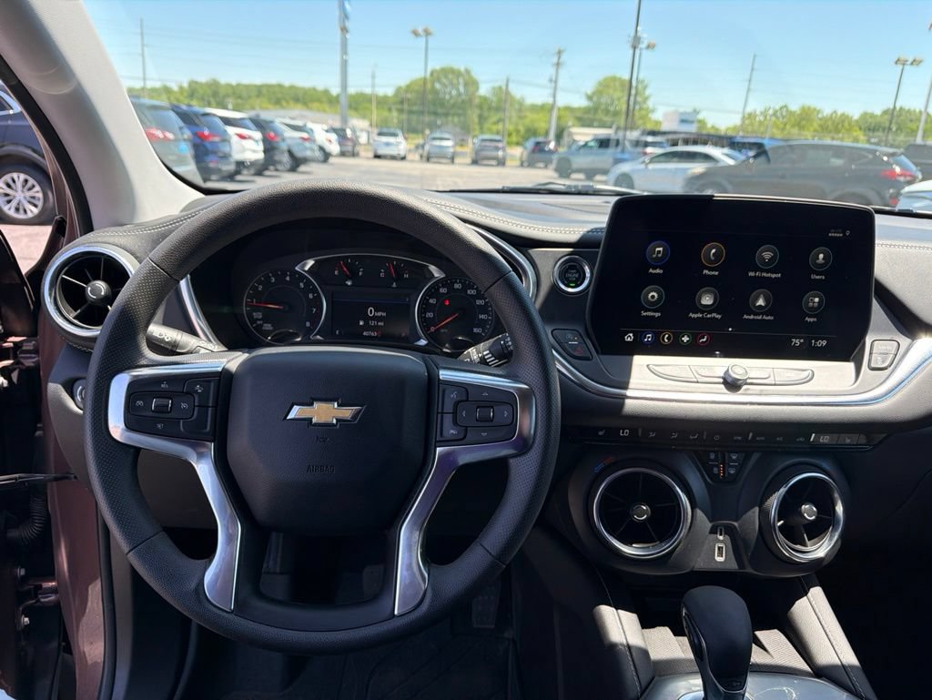 Used 2024 Chevrolet Blazer LT w/ Convenience Package FWD image 17