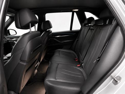 Used 2015 BMW X5 xDrive50i AWD/4WD image 17