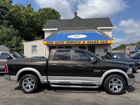 Used 2014 RAM 1500 Laramie w/ Convenience Group AWD/4WD image 1