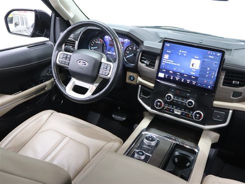 Used 2024 Ford Expedition Max Limited image 21