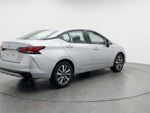 Used 2025 Nissan Versa SV FWD image 9