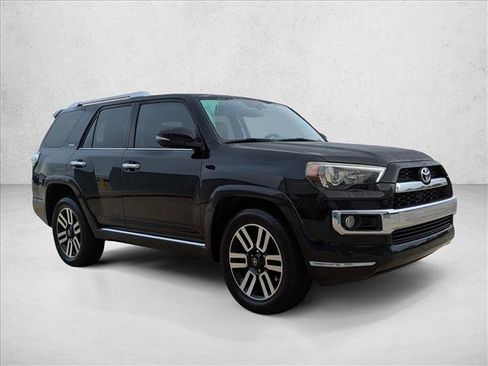 Used 2017 Toyota 4Runner Limited image 3
