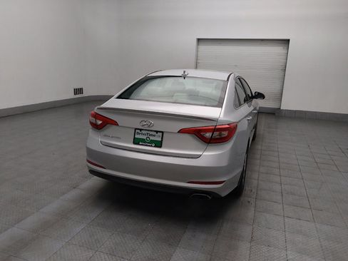 Used 2015 Hyundai Sonata SE FWD image 7