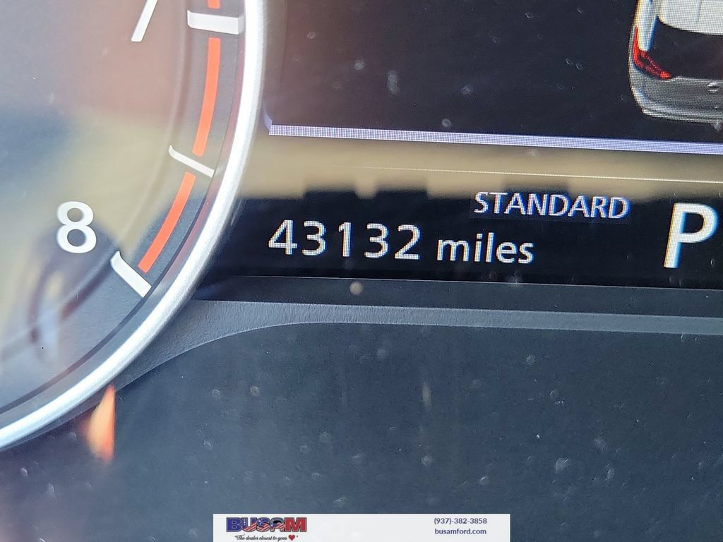 Used 2025 Nissan Rogue SV FWD image 25