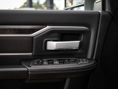 Used 2024 RAM 2500 Big Horn image 15