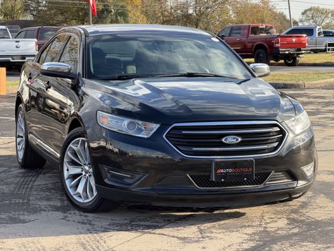 Used 2013 Ford Taurus Limited image 3