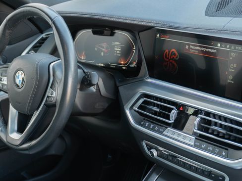 Certified 2023 BMW X5 sDrive40i image 8