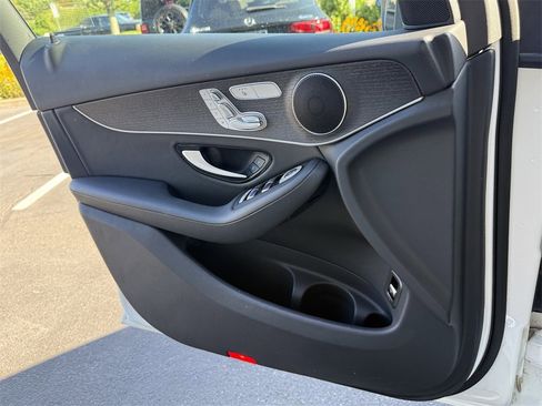 Certified 2022 Mercedes-Benz GLC 300 4MATIC image 26
