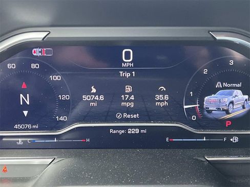 Certified 2024 GMC Sierra 1500 Denali w/ Technology Package image 19