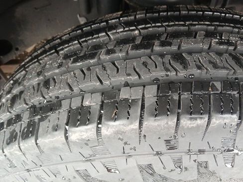 Used 2023 Jeep Wrangler Sport image 44