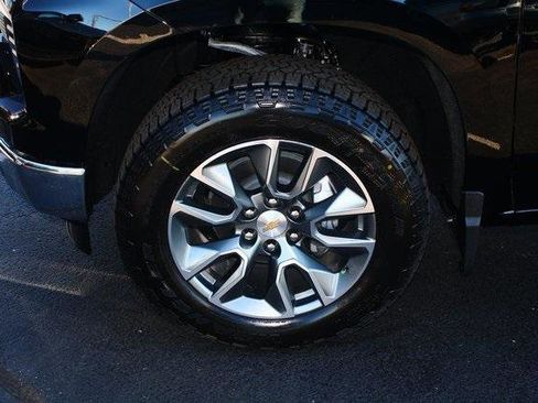 New 2026 Chevrolet Silverado 1500 LT w/ Z71 Off-Road Package image 3