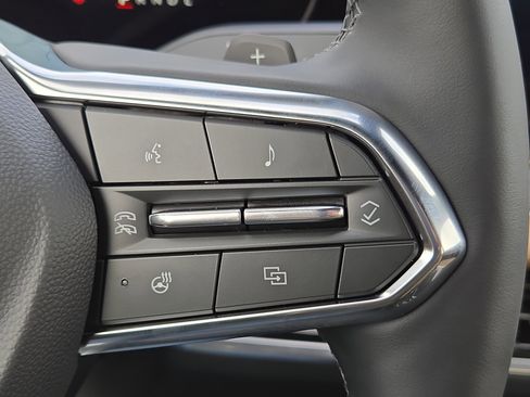 New 2026 Chevrolet Equinox ACTIV w/ Convenience Package III image 26