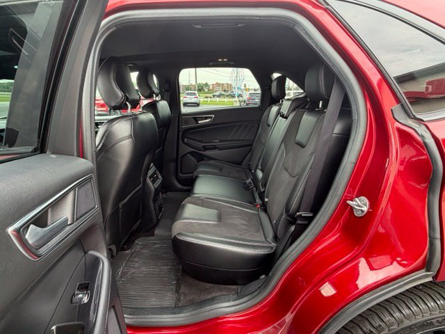 Used 2019 Ford Edge ST w/ Equipment Group 401A AWD/4WD image 21