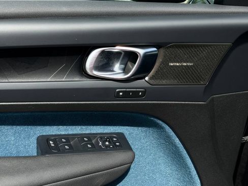 Certified 2023 Volvo C40 P8 Recharge Ultimate AWD/4WD image 29