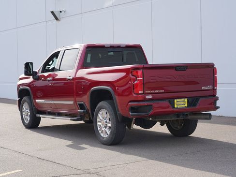 Used 2025 Chevrolet Silverado 3500 High Country w/ High Country Premium Package AWD/4WD image 5
